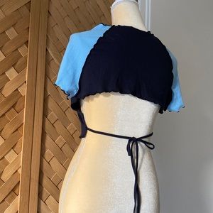 CROPPED BACK LESS TEE SHIRT